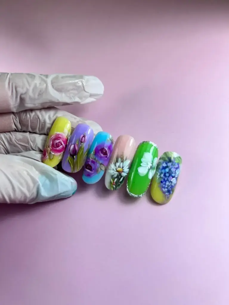 Corso Nail Art e Linee Sottili in aula